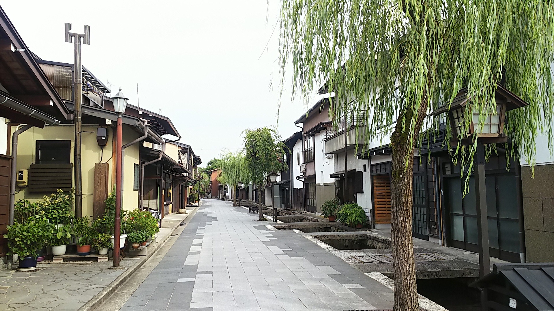 『岸蔵町奇譚』